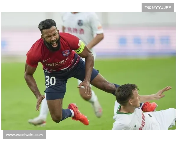 武汉三镇报价塞阿拉球员费尔南迪尼奥遭拒，主帅莫扎特视其为关键球员